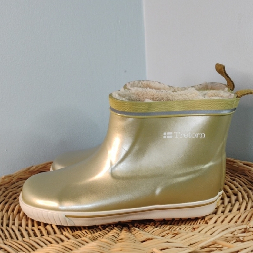 TRETORN Size EU 36 Eco Ortholite Kids Lined Shiny Gold Cozy Snow Boots Unisex